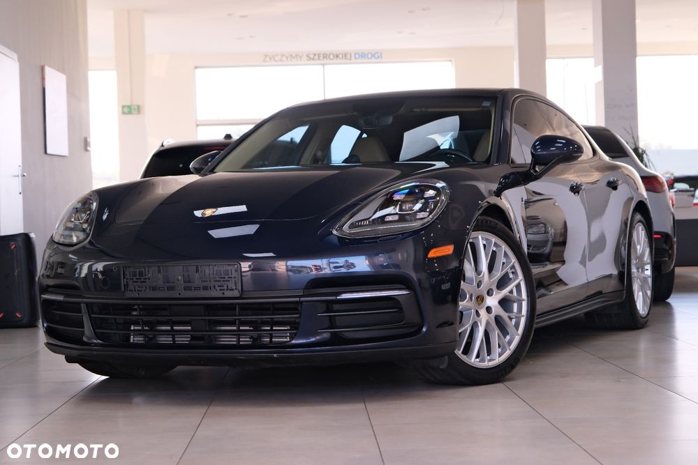 Porsche Panamera - 19