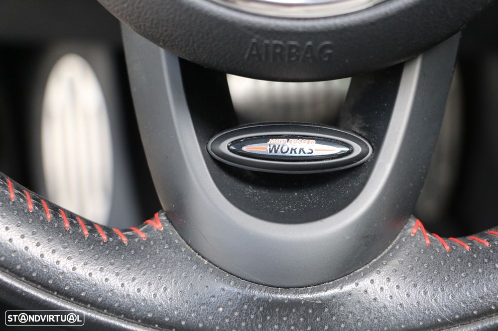 MINI Clubman Cooper SD Auto Desportiva - 27