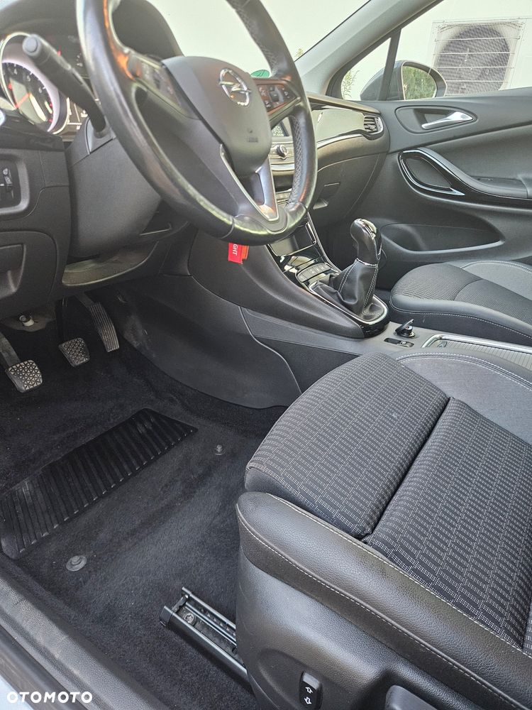 Opel Astra 1.2 T Elegance S&S - 7