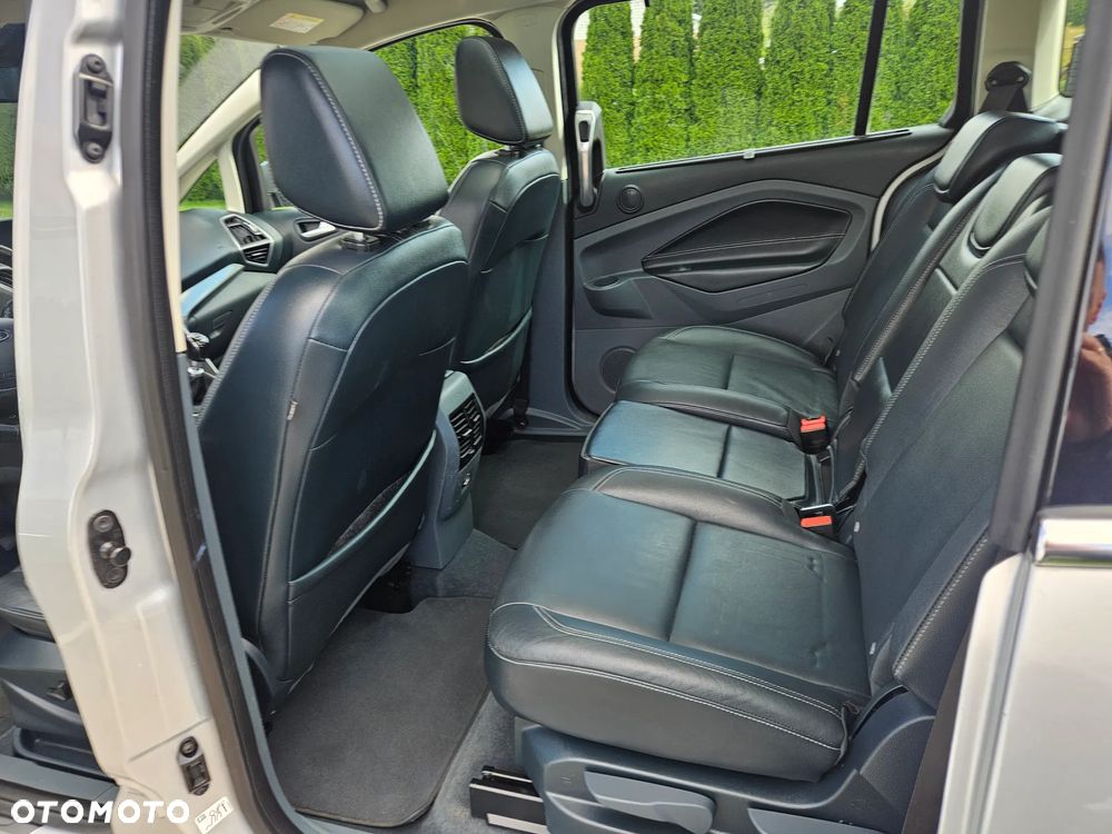 Ford Grand C-MAX 1.0 EcoBoost Start-Stopp-System Titanium - 24