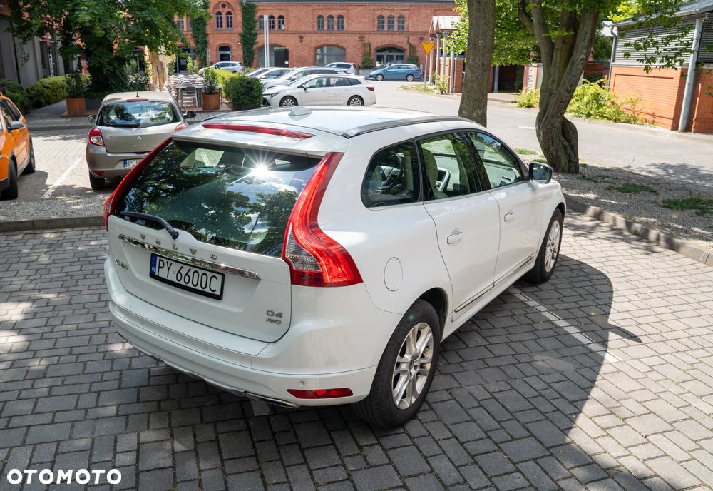 Volvo XC 60 D4 AWD Summum - 10