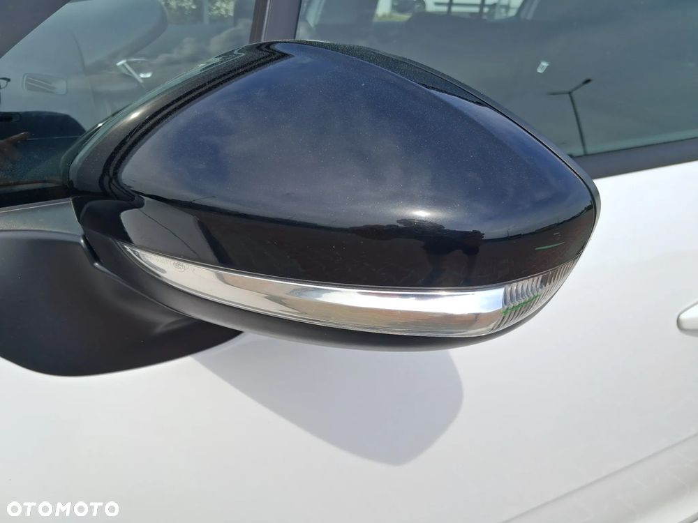 Citroën C3 Pure Tech (VTi) 82 Exclusive - 28