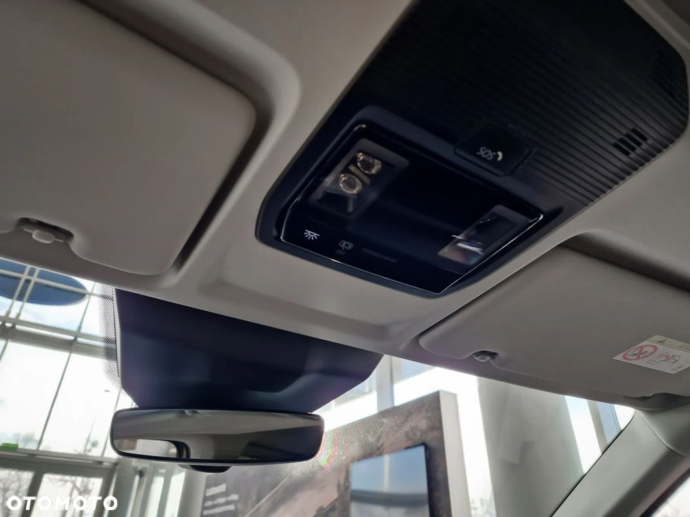 Ford Tourneo Connect Grand - 13