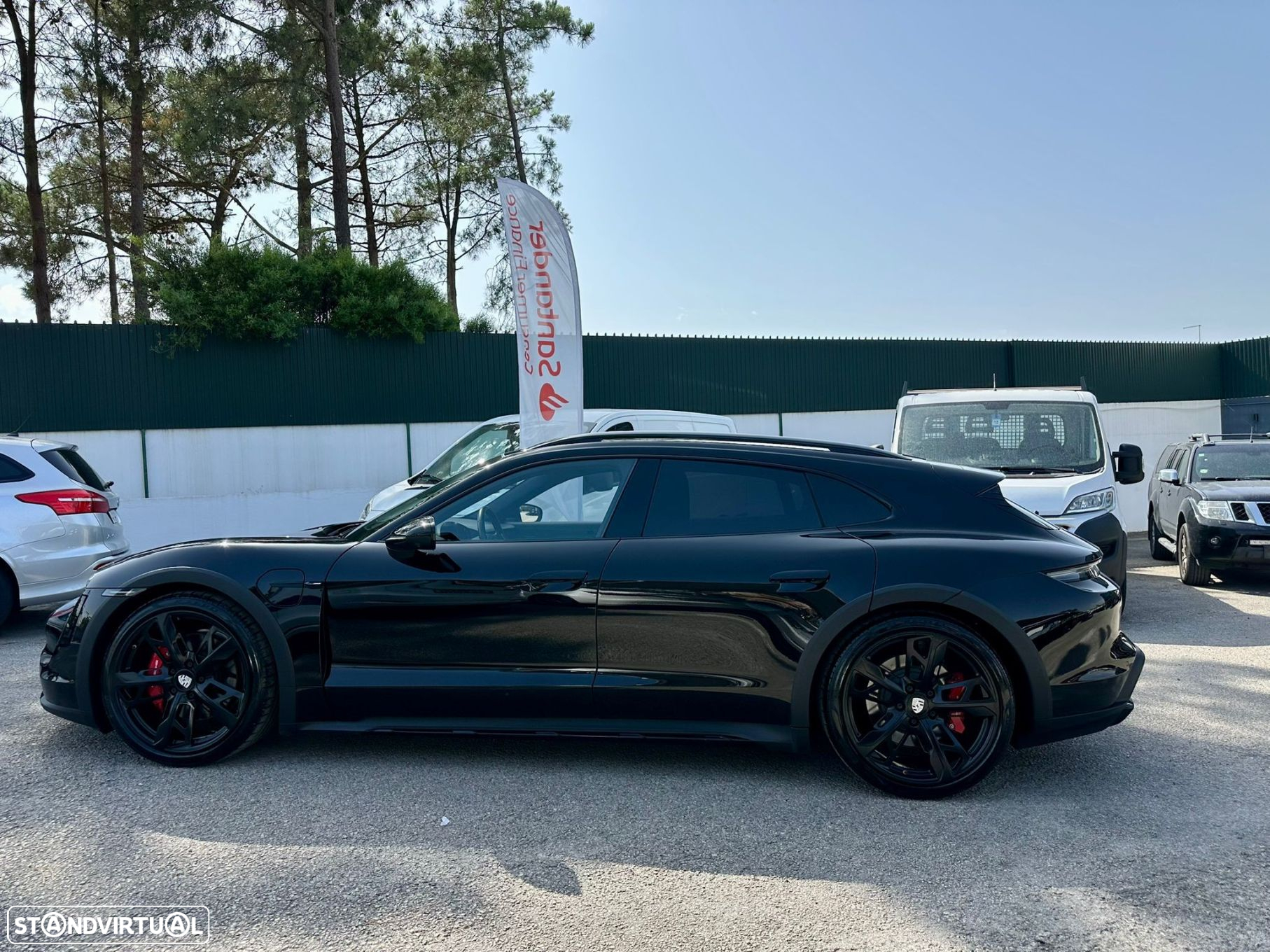Porsche Taycan Cross Turismo - 4