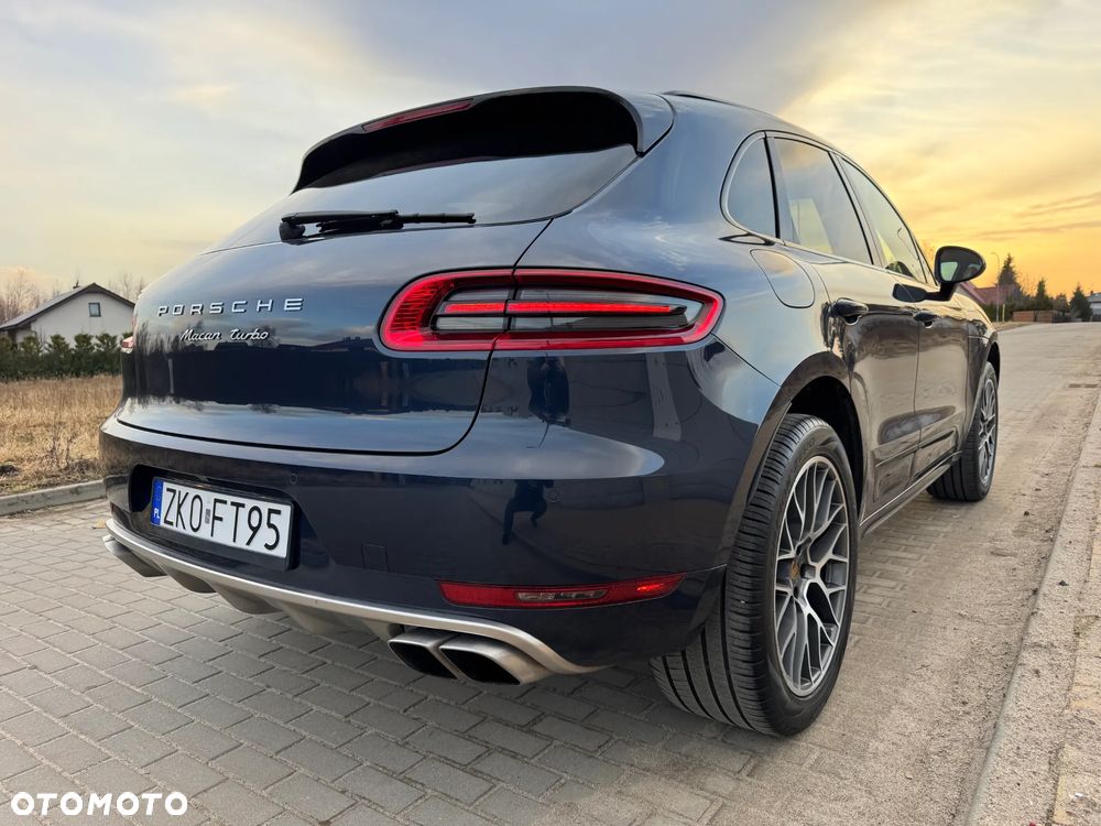 Porsche Macan Turbo PDK - 3
