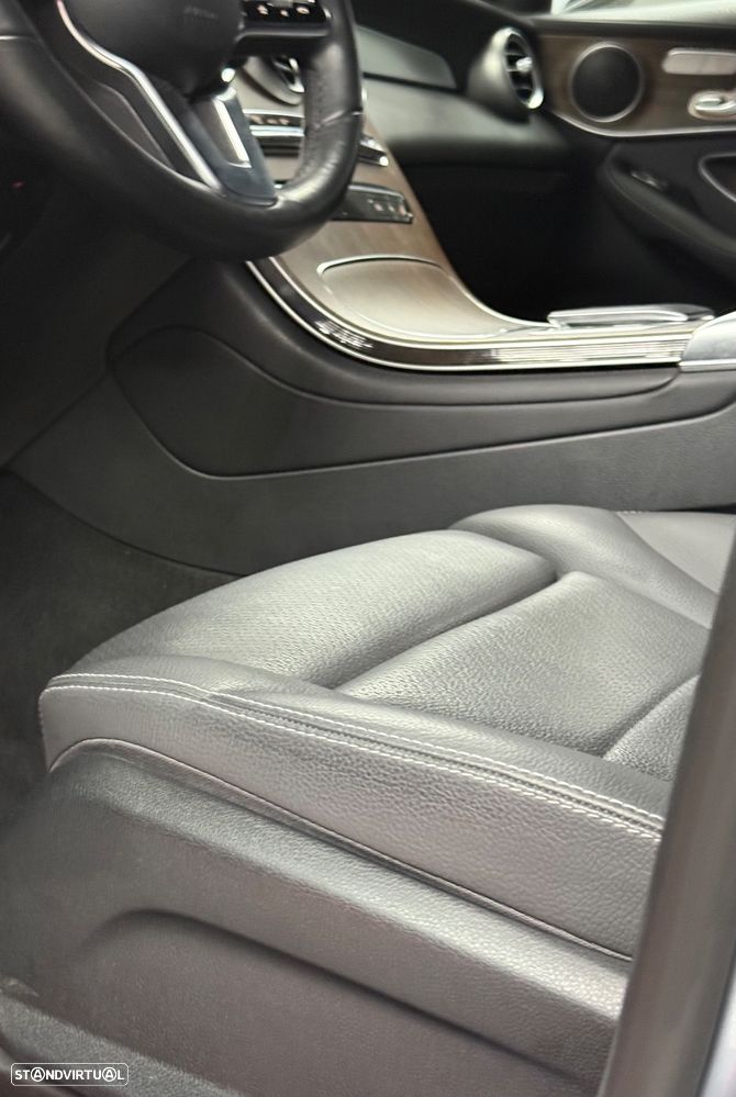 Mercedes-Benz GLC 300 de Coupe 4Matic 9G-TRONIC AMG Line - 34