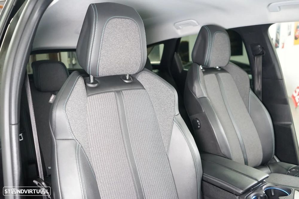 Peugeot 3008 1.2 PureTech Allure - 39