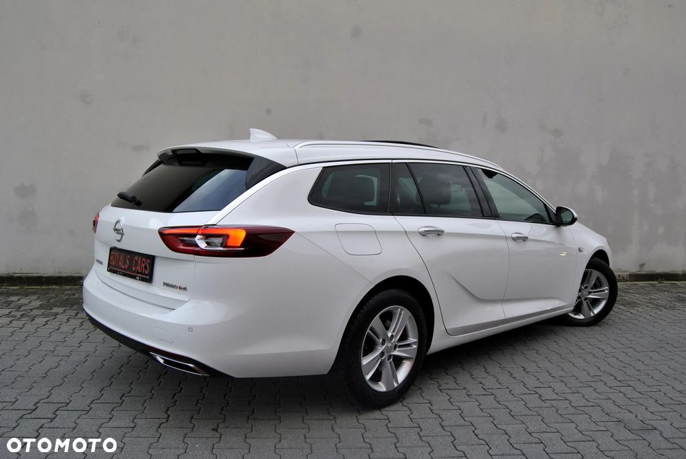 Opel Insignia Sports Tourer 2.0 BiTurbo Diesel 4x4 Innovation - 17