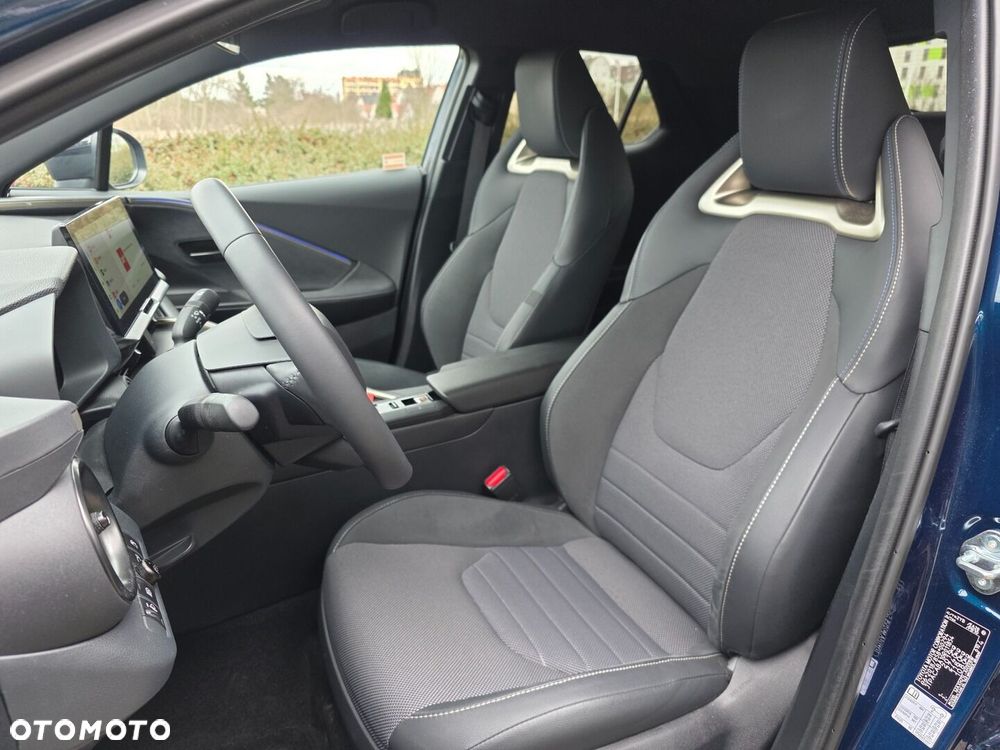Toyota C-HR - 14