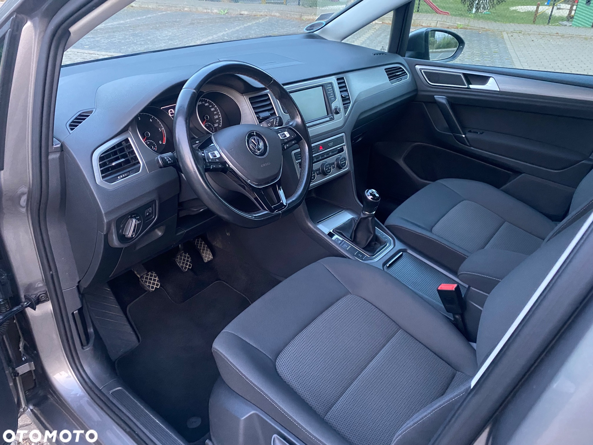 Volkswagen Golf Sportsvan VII SV 1.6 TDI BMT Highline - 9