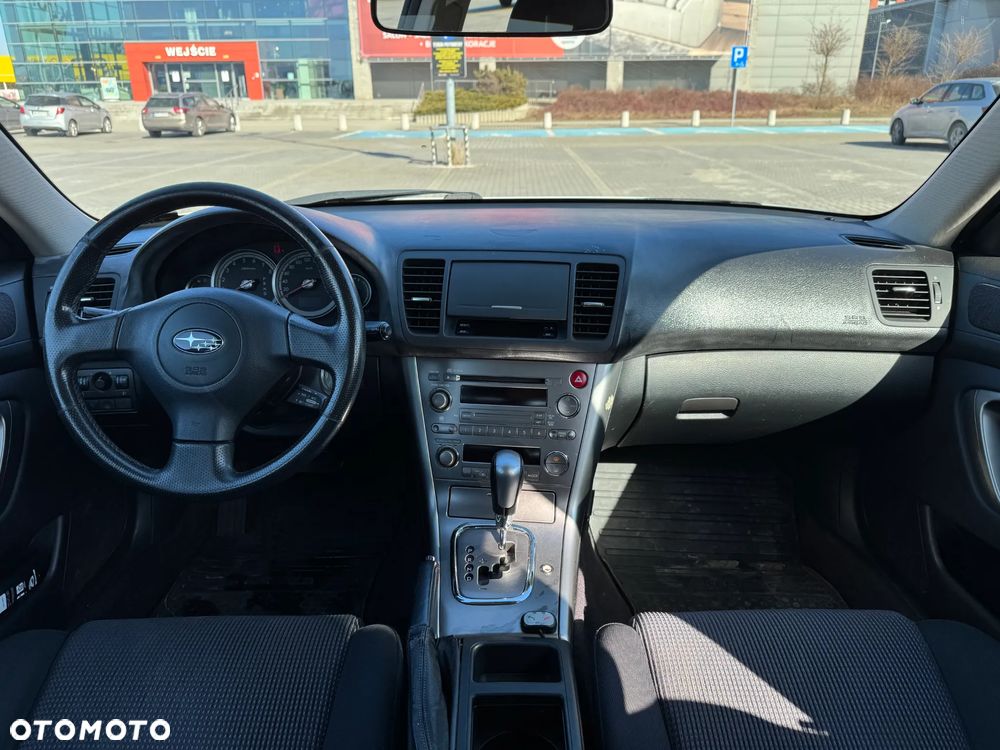 Subaru Outback - 16