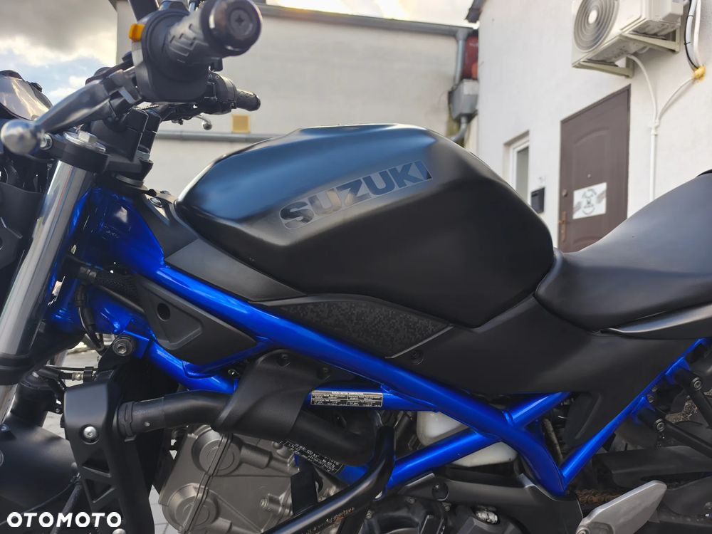 Suzuki SV - 10