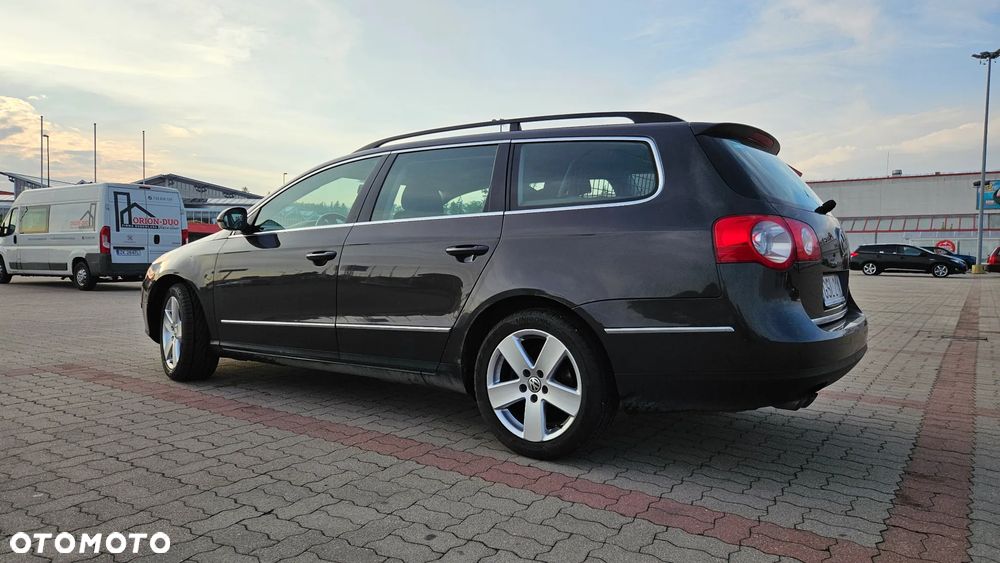 Volkswagen Passat 2.0 TDI Comfortline - 5