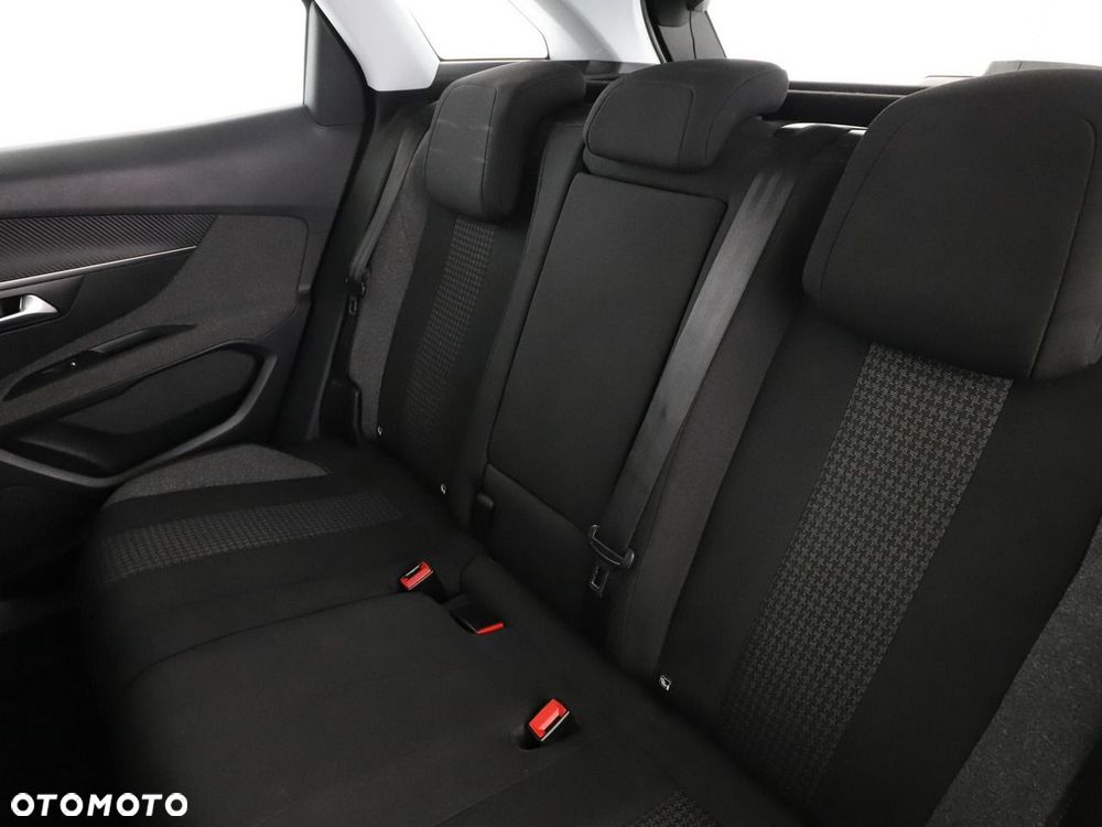 Peugeot 3008 - 18