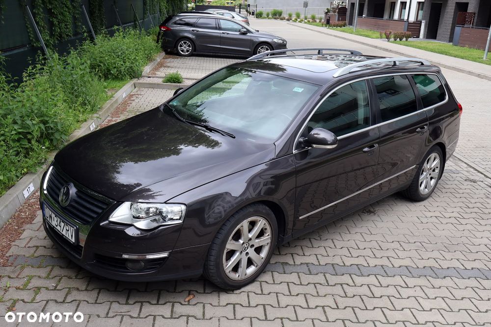 Volkswagen Passat 2.0 TDI DPF Highline DSG - 1