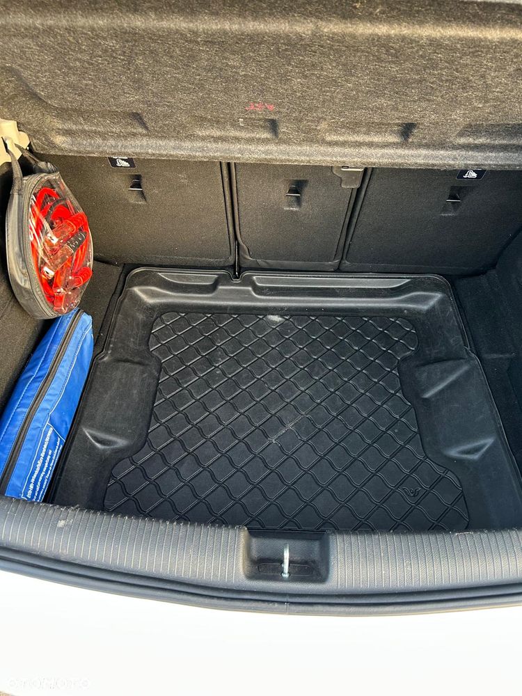 Opel Astra 1.6 CDTI Cosmo - 28