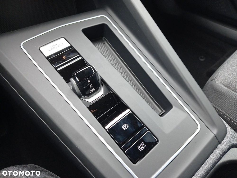 Volkswagen Golf - 15