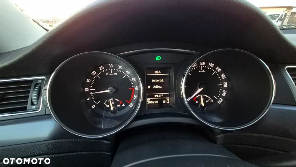 Skoda Superb 1.6 TDI Elegance Greenline - 7