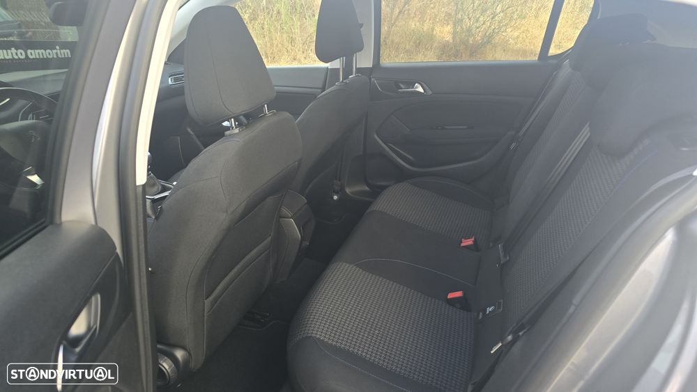Peugeot 308 1.5 BlueHDi Style - 12