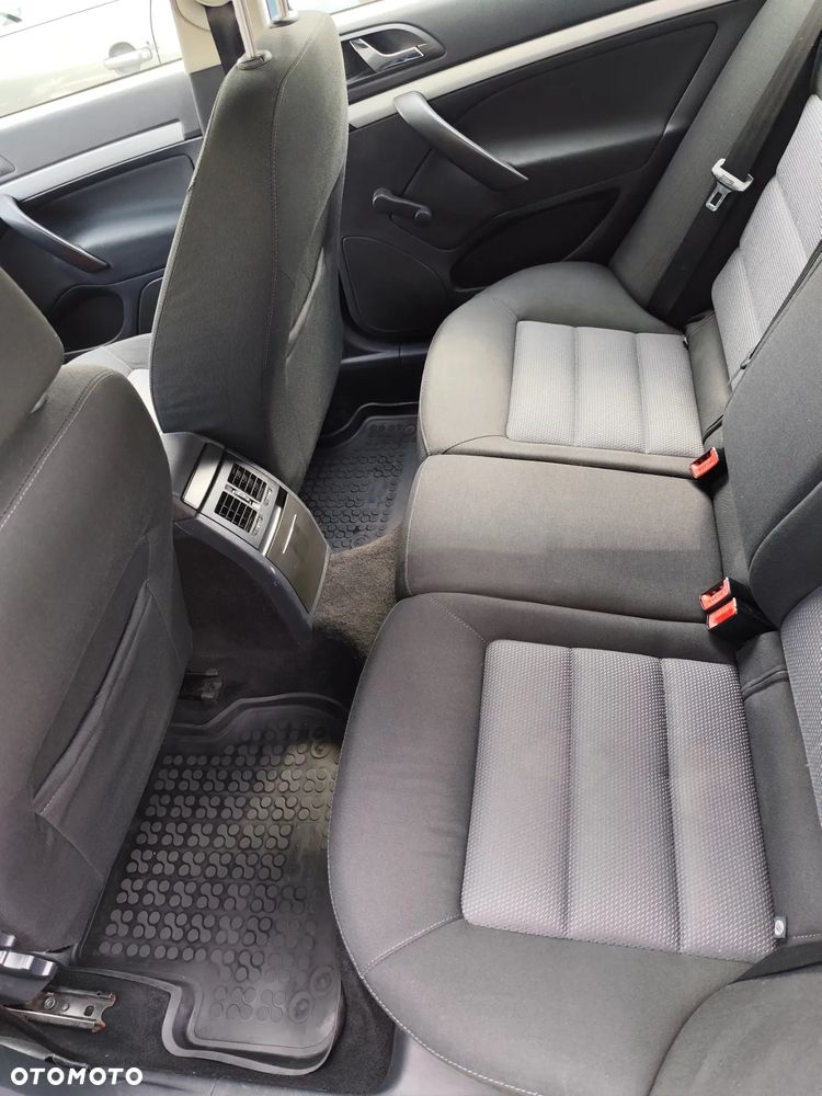Skoda Octavia 1.6 Elegance - 15