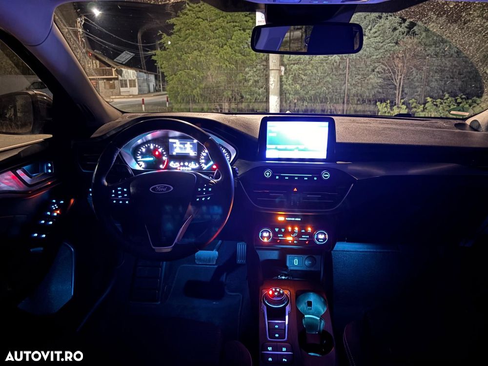 Ford Focus 1.5 EcoBlue Connected - 4