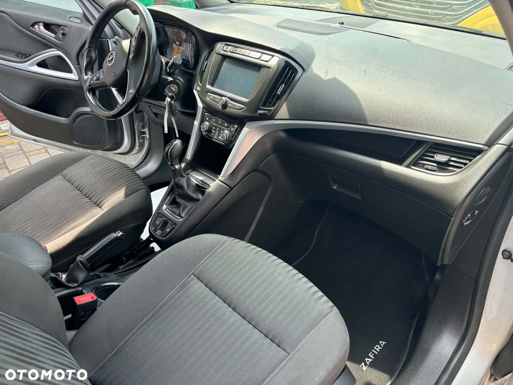 Opel Zafira Tourer 1.4 Turbo Business Edition - 9