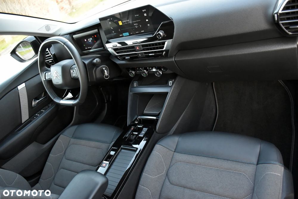 Citroën C4 BlueHDi 130 Stop&Start EAT8 FEEL PACK - 7