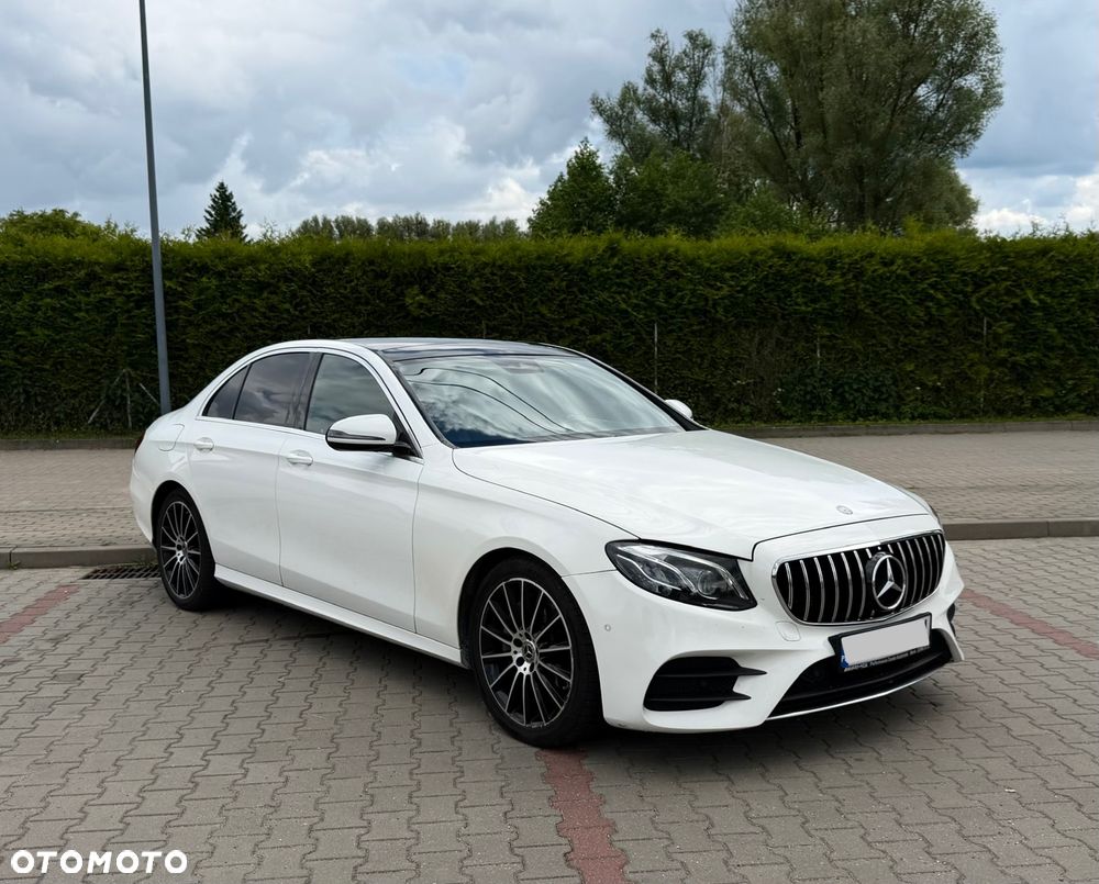 Mercedes-Benz Klasa E 220 d 9G-TRONIC - 1