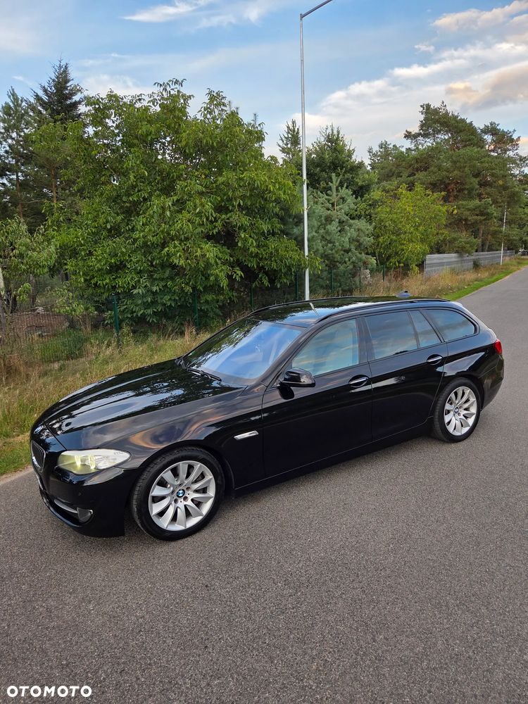 BMW Seria 5 520d Luxury Line - 30