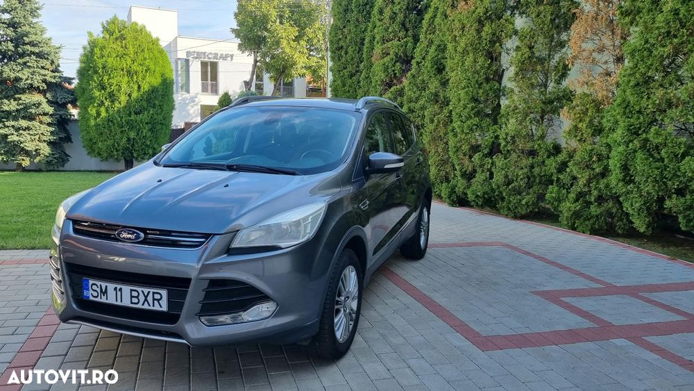 Ford Kuga - 1