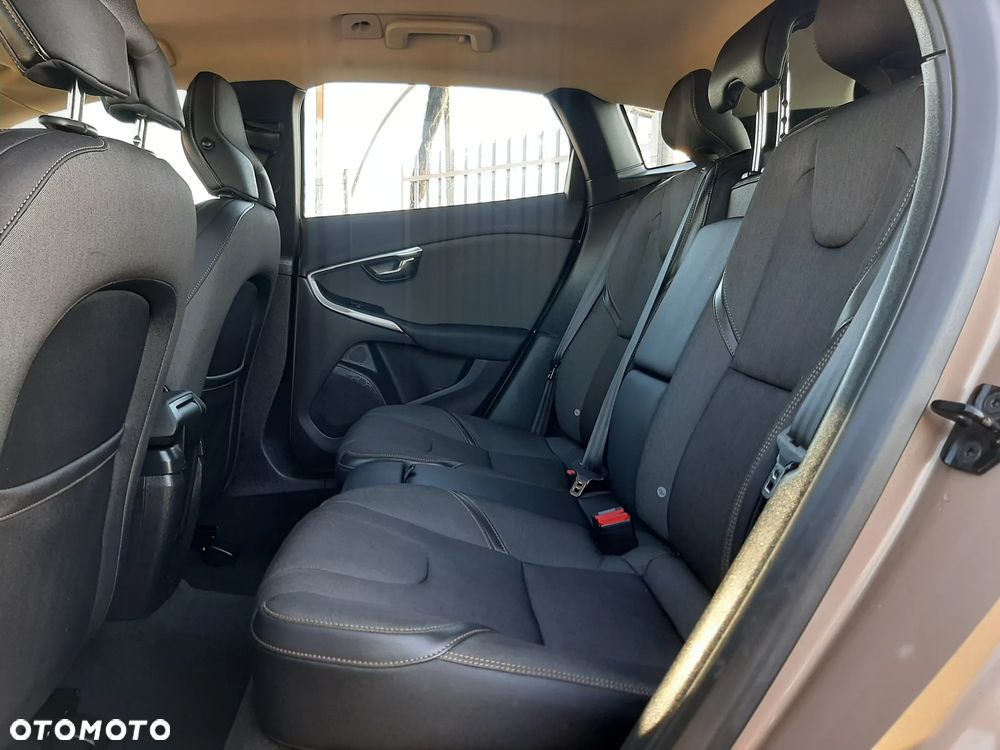 Volvo V40 Cross Country 2014