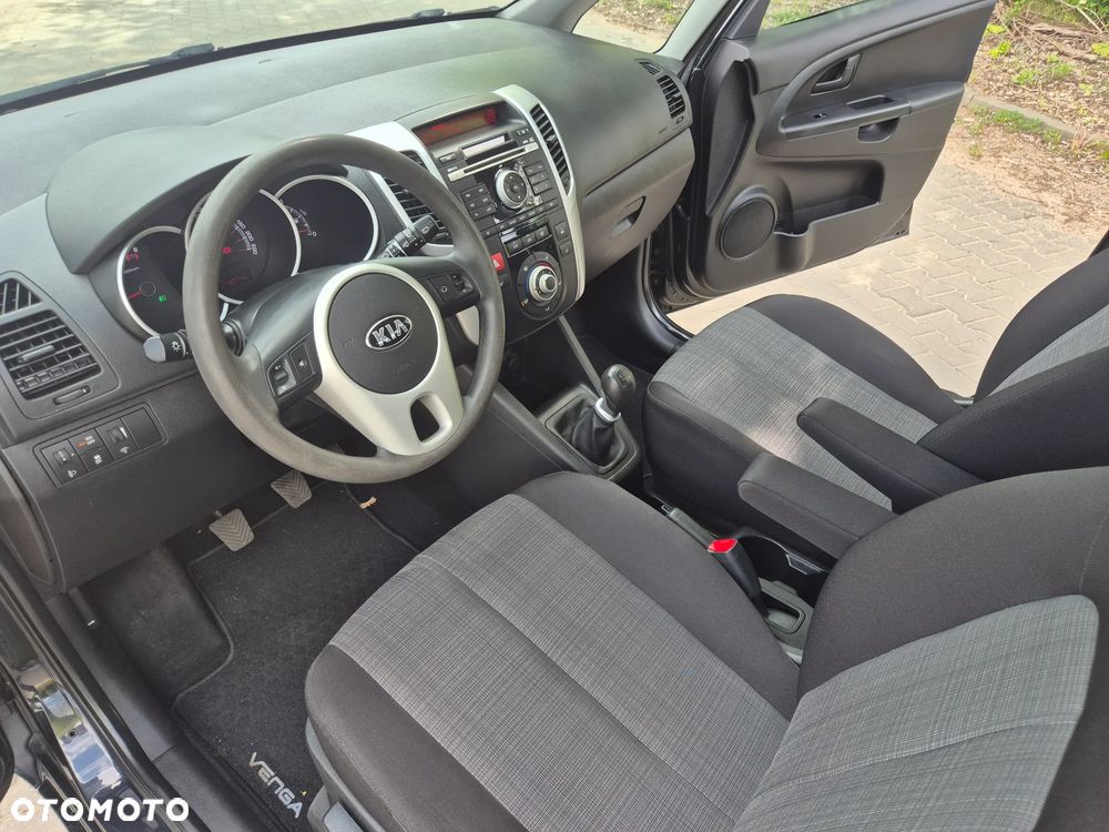 Kia Venga 1.6 Business Line - 20