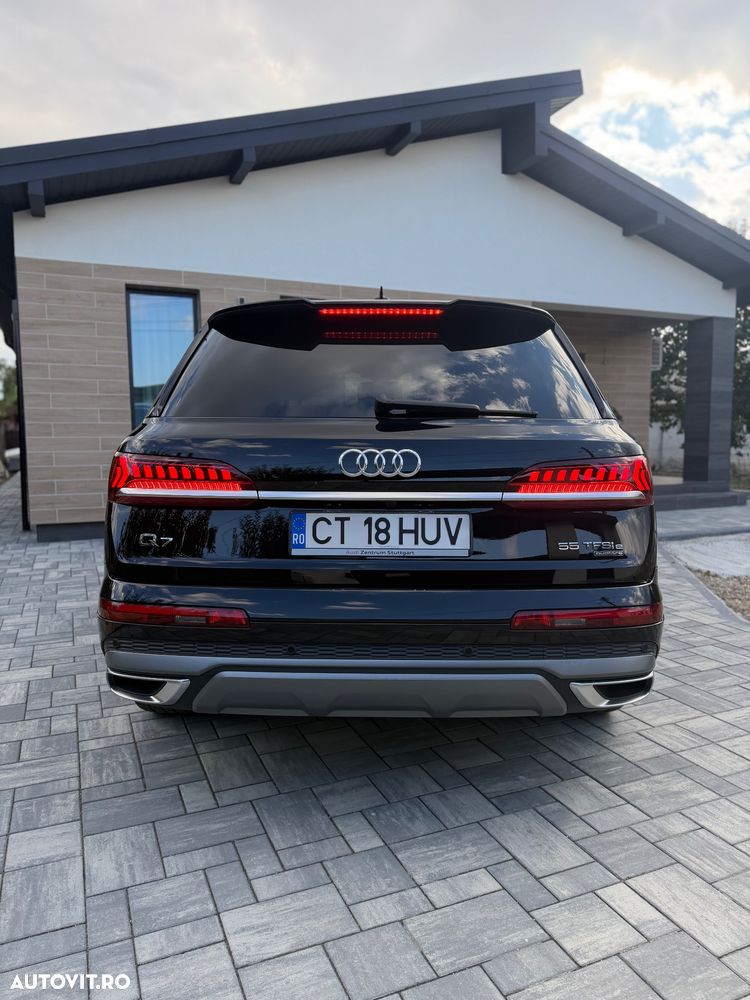 Audi Q7 3.0 55 TFSIe quattro Tiptronic S Line - 4