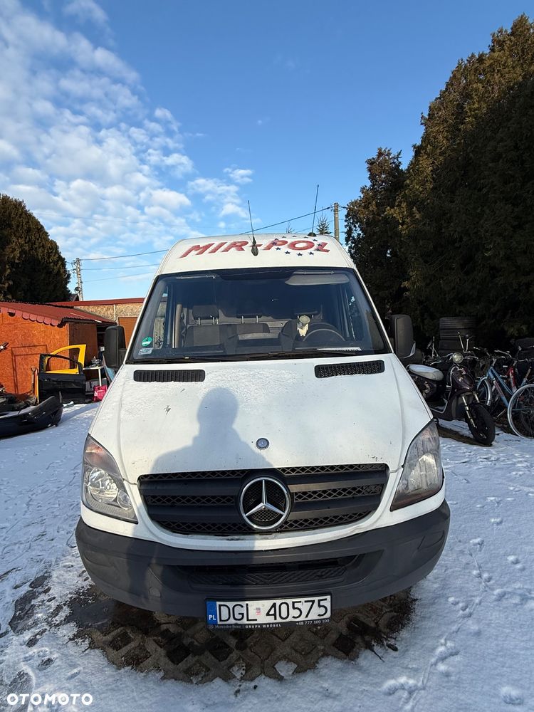 Mercedes-Benz Sprinter - 2