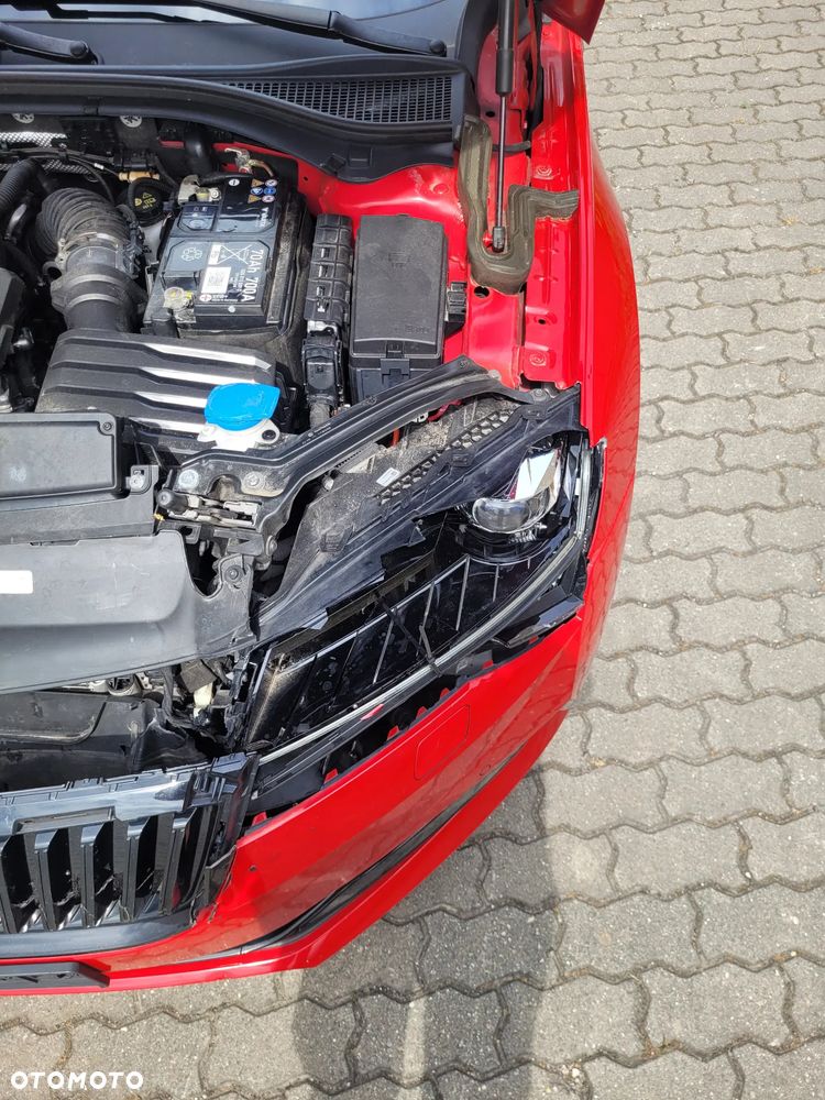 Skoda Superb 2.0 TDI DSG Sportline - 34