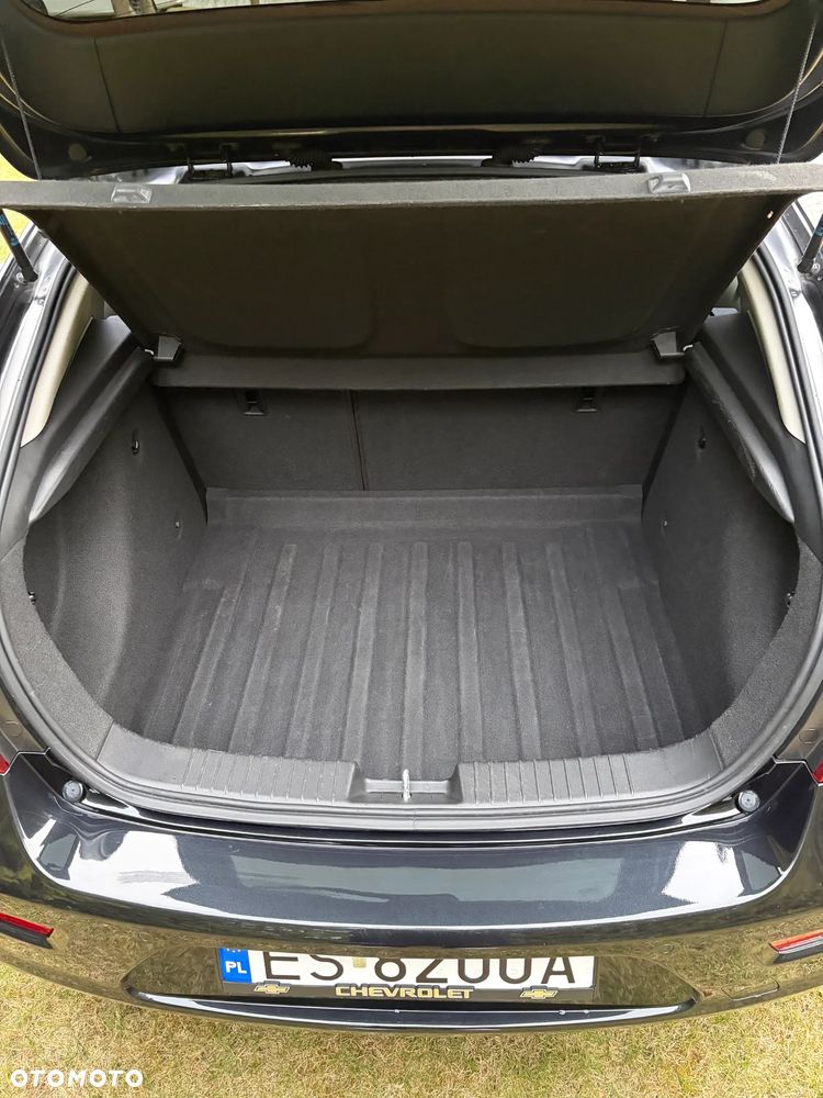 Chevrolet Cruze 1.8 LT - 24