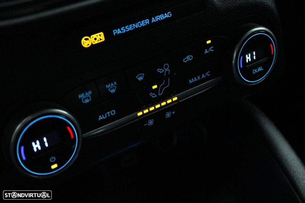 Ford Kuga 1.5 EcoBoost ST-Line - 25