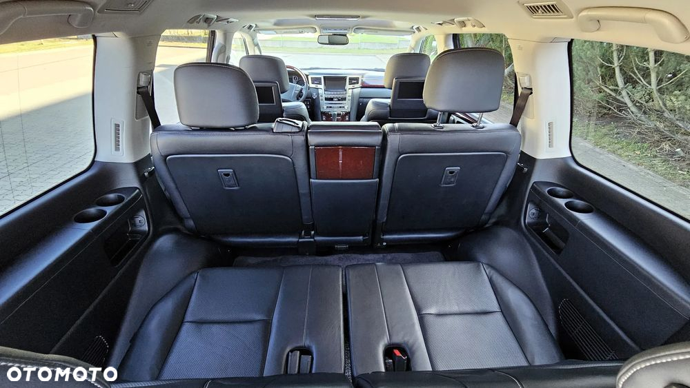 Lexus LX 570 Omotenashi - 21