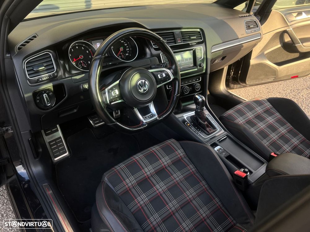 VW Golf 2.0 TSi GTi DSG - 7