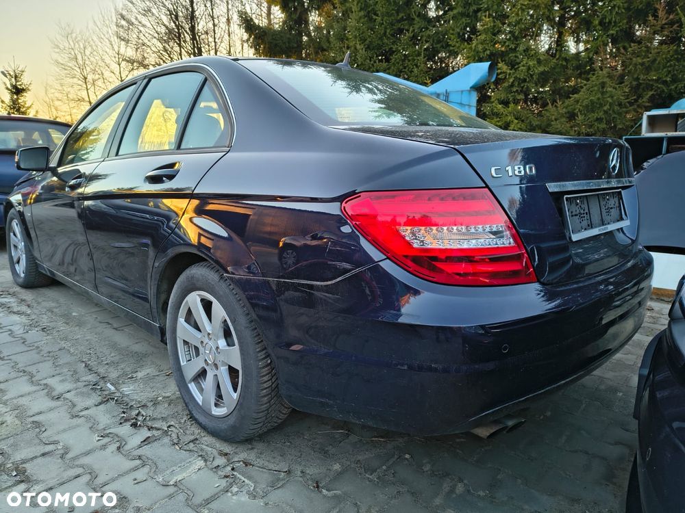 Mercedes-Benz Klasa C 180 CGI BlueEFFICIENCY - 1
