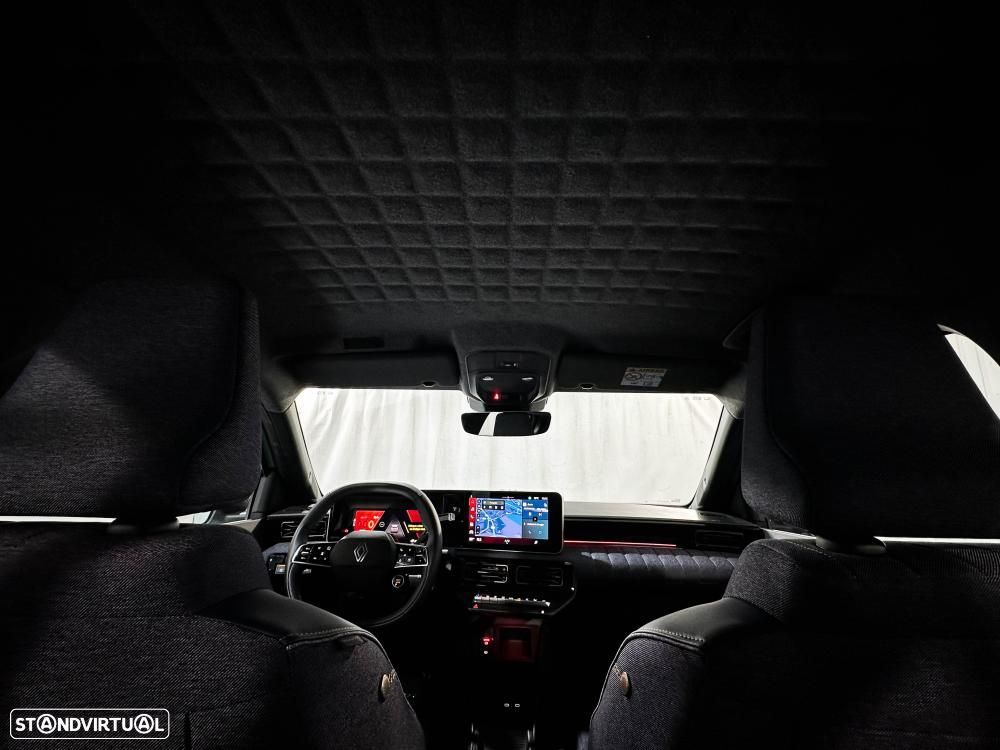 Renault 4 E-Tech 52 kWh Iconic Autonomia Conforto - 27