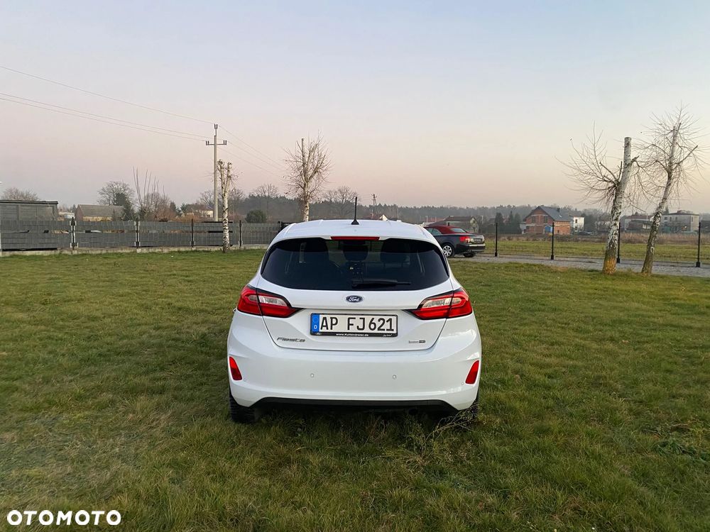 Ford Fiesta 1.0 EcoBoost mHEV Titanium X - 12