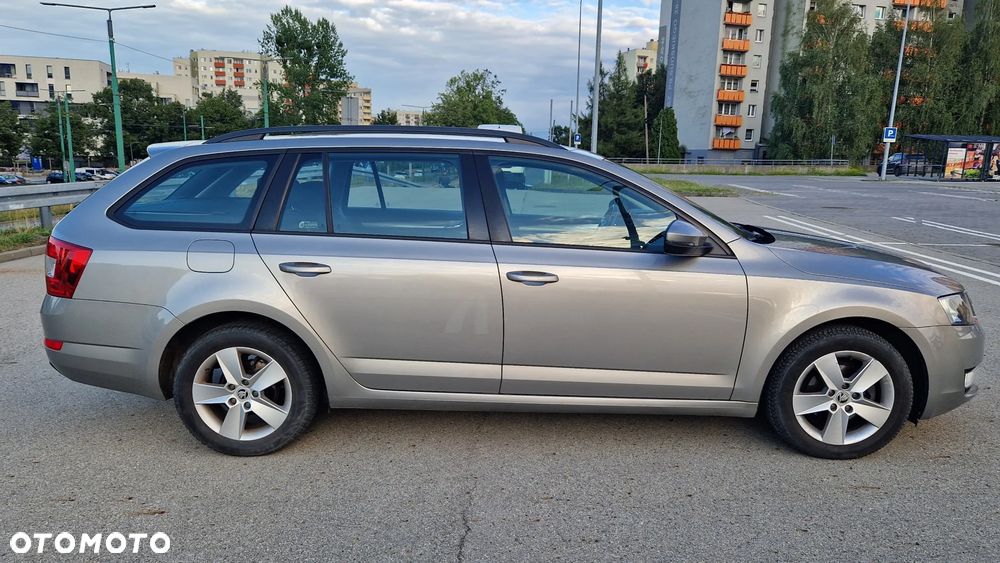 Skoda Octavia 1.6 TDI Ambition - 8