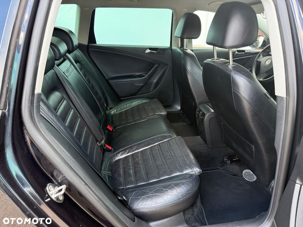 Volkswagen Passat Variant 3.2 V6 FSI 4Motion DSG Comfortline - 27