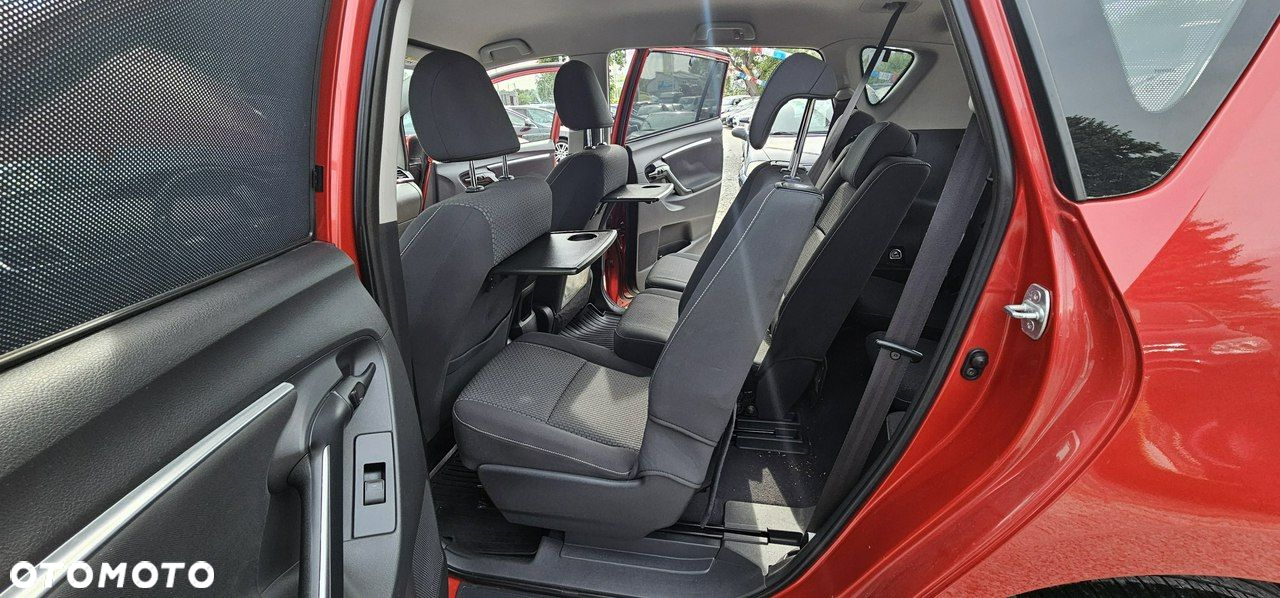 Toyota Verso - 30