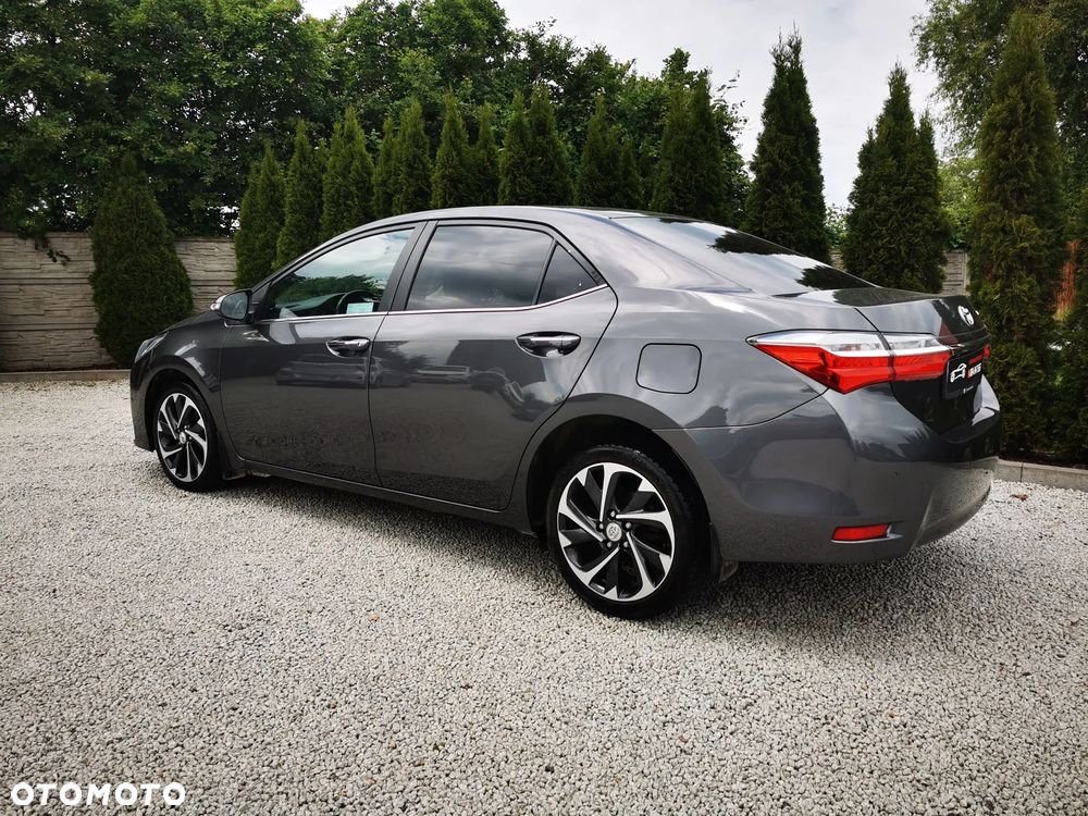 Toyota Corolla 1.6 Executive MS - 28