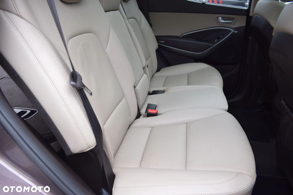 Hyundai Santa Fe 2.0 CRDi Executive 7os - 22