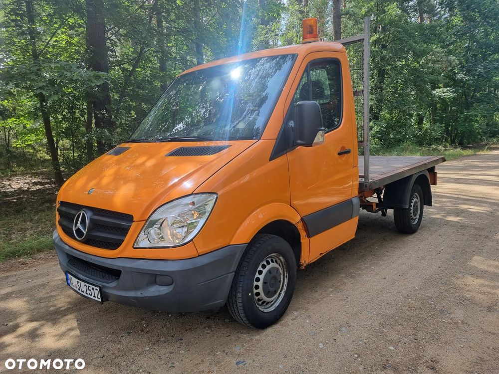 Mercedes-Benz Sprinter - 2
