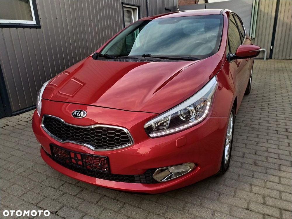 Kia Ceed 1.6 GDI Business Line - 1