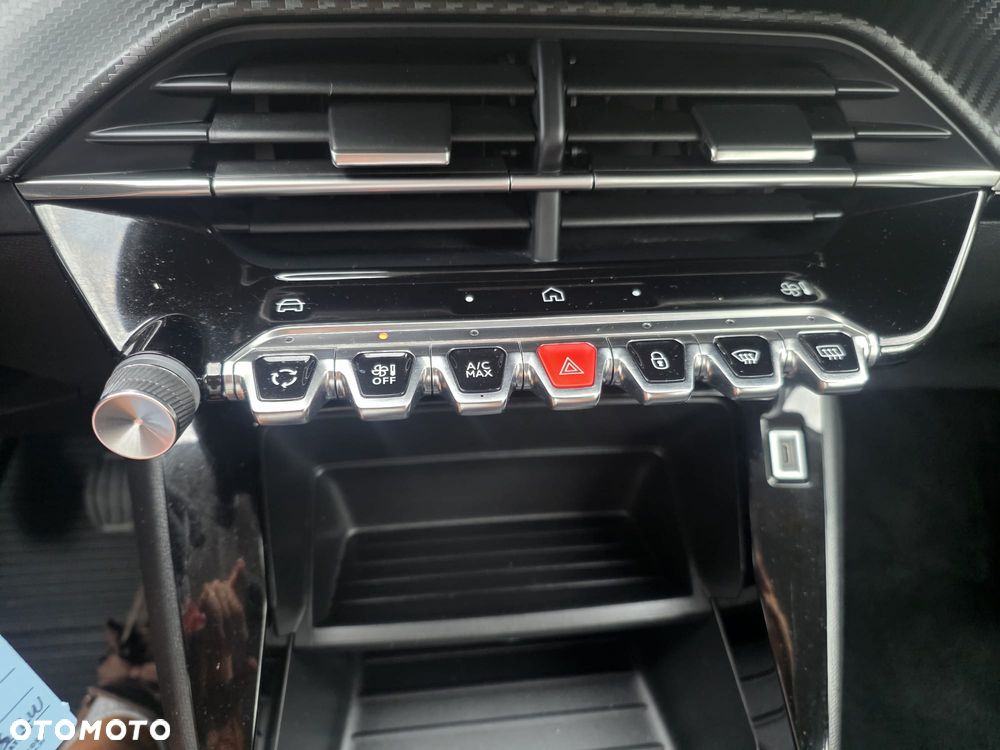 Peugeot 208 PureTech 100 Active - 23